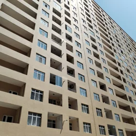 In Baku 131.0 m² apartment is for sale - Image 9