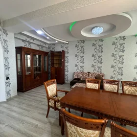In Baku 92.0 m² apartment is for rent - Image 3