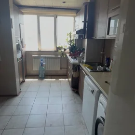 In Baku 80.0 m² apartment is for sale - Image 8