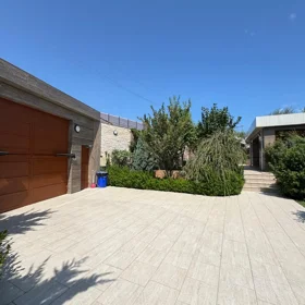 In Xəzər rayonu 540.0 m² house with 6.0 rooms is for sale - Image 4