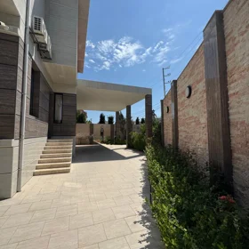 In Xəzər rayonu 540.0 m² house with 6.0 rooms is for sale - Image 9