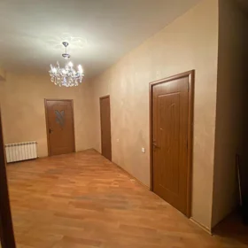 In Baku 150.0 m² apartment is for rent - Image 5