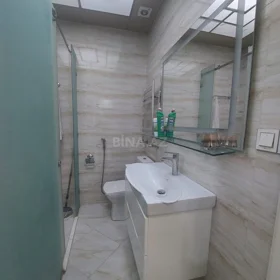 In Baku 70.0 m² apartment is for rent - Image 9