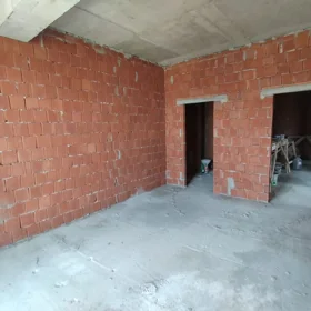 In Baku 140.0 m² apartment is for sale - Image 6