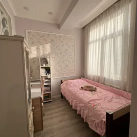 In Baku 81.0 m² apartment is for sale - Image 2