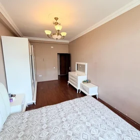 In Baku 95.0 m² apartment is for rent - Image 2