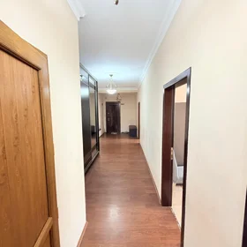 In Baku 95.0 m² apartment is for rent - Image 3