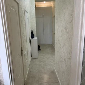In Baku 80.0 m² apartment is for sale - Image 2
