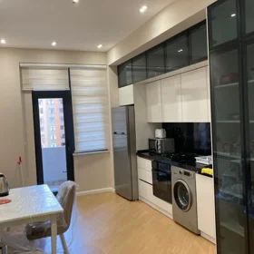 In Baku 142.0 m² apartment is for rent - Image 9