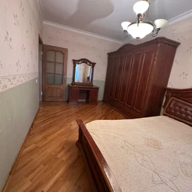 In Baku 85.0 m² apartment is for rent - Image 2