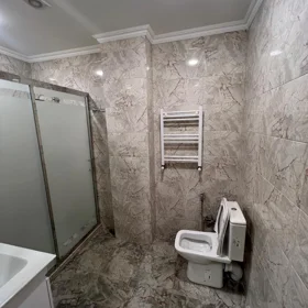 In Baku 75.0 m² apartment is for rent - Image 8