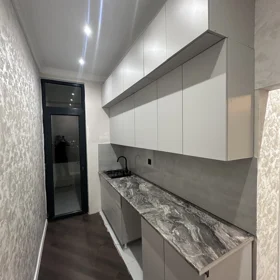 In Khirdalan 72.0 m² apartment is for sale - Image 2