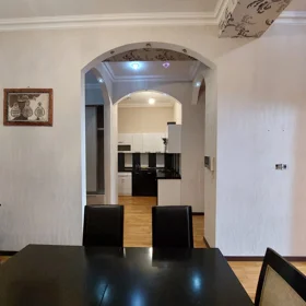 In Baku 65.0 m² apartment is for rent - Image 2