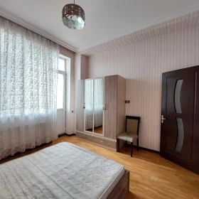 In Baku 65.0 m² apartment is for rent - Image 9