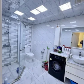 In Baku 88.0 m² apartment is for sale - Image 2