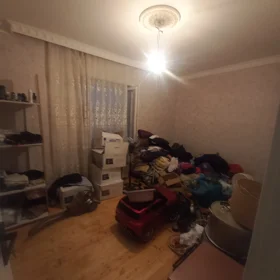 In Baku 130.0 m² house with 4.0 rooms is for sale - Image 3