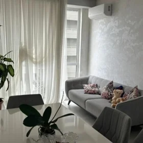 In Baku 50.0 m² apartment is for sale - Image 3