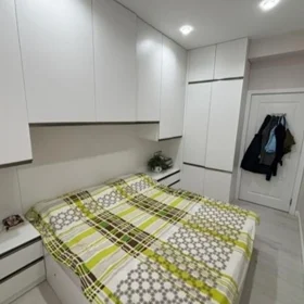 In Baku 50.0 m² apartment is for sale - Image 8