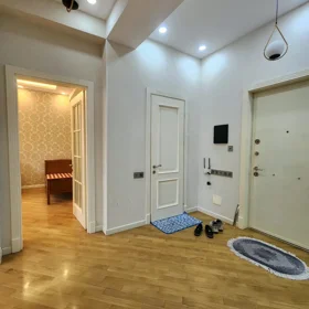 In Baku 90.0 m² apartment is for rent - Image 7