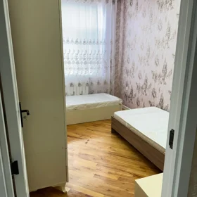 In Khirdalan 80.0 m² apartment is for sale - Image 7