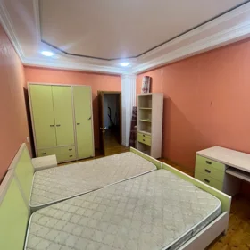 In Baku 130.0 m² apartment is for rent - Image 7