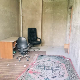 In Baku 100.0 m² apartment is for sale - Image 3