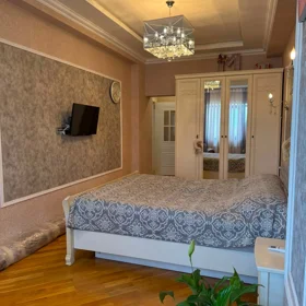 In Baku 77.0 m² apartment is for sale - Image 2