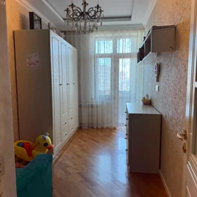 In Baku 77.0 m² apartment is for sale - Image 3