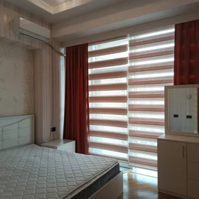 In Baku 165.0 m² apartment is for rent - Image 9