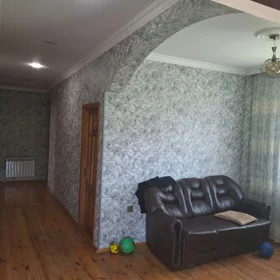 In Sumgayit 80.0 m² house with 3.0 rooms is for sale - Image 5