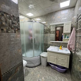 In Səbail rayonu 100.0 m² apartment is for sale - Image 7