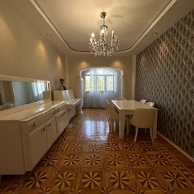 In Baku 110.0 m² apartment is for sale - Image 3