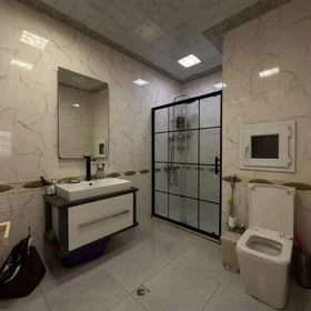 In Baku 110.0 m² apartment is for sale - Image 6