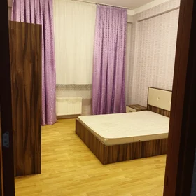 In Baku 80.0 m² apartment is for rent - Image 9