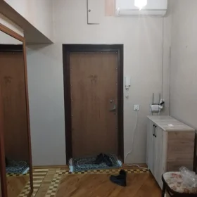In Baku 85.0 m² apartment is for rent - Image 8