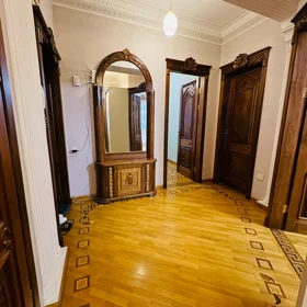 In Baku 116.0 m² apartment is for rent - Image 7