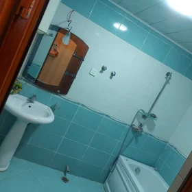 In Baku 100.0 m² apartment is for rent - Image 7