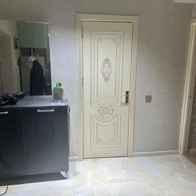 In Baku 72.0 m² apartment is for sale - Image 4