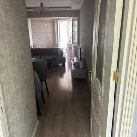 In Baku 72.0 m² apartment is for sale - Image 8