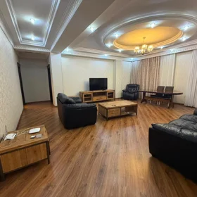 In Səbail rayonu 160.0 m² apartment is for sale - Image 5