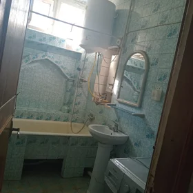 In Baku 65.0 m² apartment is for rent - Image 8