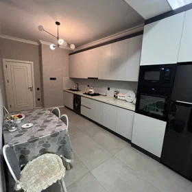 In Baku 87.0 m² apartment is for rent - Image 8