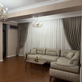 In Binəqədi rayonu 133.0 m² apartment is for sale - Image 3