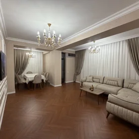 In Binəqədi rayonu 133.0 m² apartment is for sale - Image 4