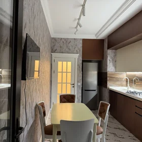 In Binəqədi rayonu 133.0 m² apartment is for sale - Image 9