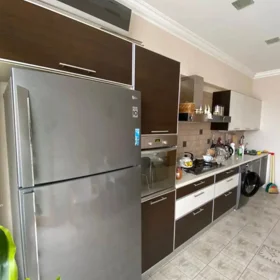 In Baku 140.0 m² apartment is for sale - Image 10