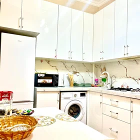 In Baku 70.0 m² apartment is for rent - Image 6
