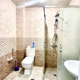 In Baku 70.0 m² apartment is for rent - Image 10