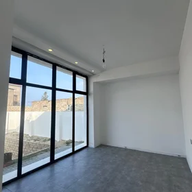 In nan 120.0 m² house with 4.0 rooms is for sale - Image 2
