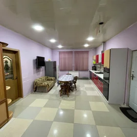 In Baku 110.0 m² house with 5.0 rooms is for rent - Image 4